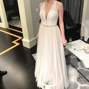 Wedding dress